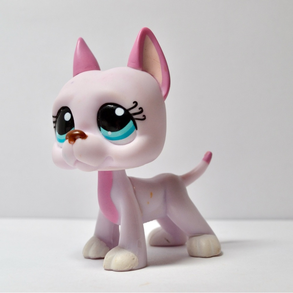 Littlest Pet Shop Authentic # 1022 Purple Fanciest Great Dane Dog Teal Blue Eyes